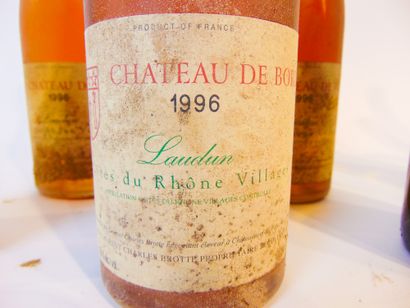VALLÉE-DU-RHÔNE Six bottles:

- white, Château de Fonsalette 1992 and 1993, two bottles...