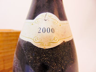 BOURGOGNE (HAUTES-CÔTES-DE-BEAUNE) Red, Domaine Henri Naudin-Ferrand 2000, six bottles...