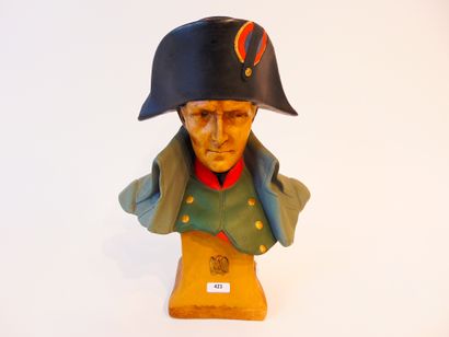 ECOLE FRANCAISE "Napoléon", XXe, buste en plâtre polychromé, h. 34 cm [partiellement...