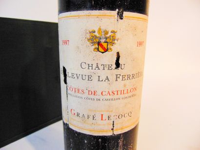 BORDEAUX (CÔTES-DE-CASTILLON) Rouge, Château Bellevue-La Ferrière 1997, dix bouteilles...