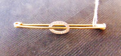 null Yellow gold (18 carats) barrette set with a halo of diamonds, l. 7 cm, 5 g ...
