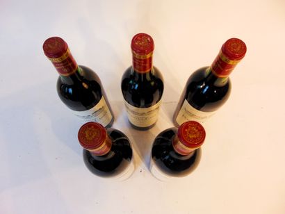 BORDEAUX (PAUILLAC) Rouge, Château Pontet-Canet, 5e grand cru classé 1987, cinq bouteilles...