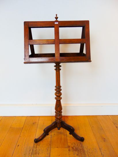 null Tripod lectern with double lectern, mid-19th century, wood, h. 120 cm, l. 52...