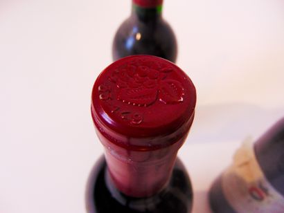 BORDEAUX (SAINT-JULIEN) Red, Château Lalande 1993, five bottles [label alteratio...