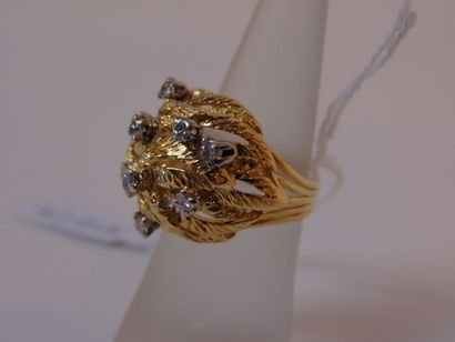 null Dome ring in yellow gold (18 carats) set with diamonds, t. 51, 8 g approx.