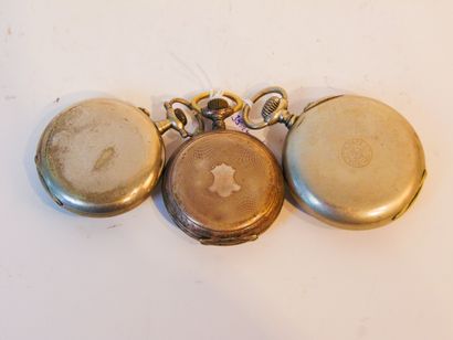 null Lot of pocket watches, three pieces (including one "Postes & Télégraphes") ...