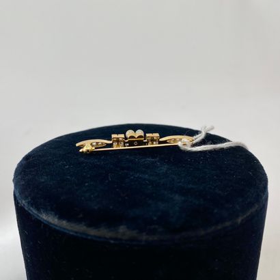 null Barrette en or jaune (18 carats) sertie de diamants et de perles, l. 4,5 cm,...