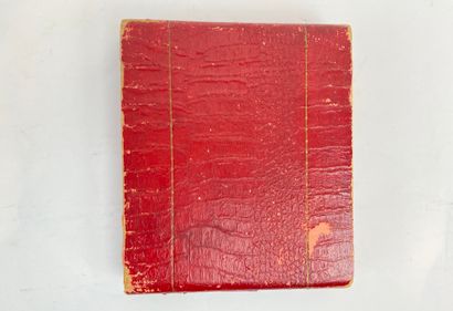 BELGIQUE Écrin contenant une suite de douze cuillères à moka, 1831-1868, argent mouluré...