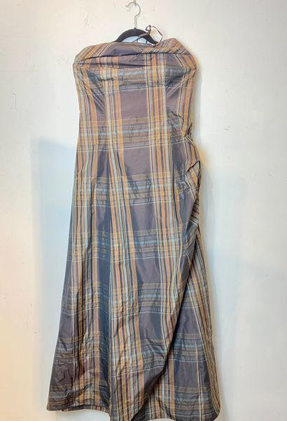 BALLADE Longue robe-bustier à dos lacé, t. 44.