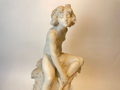 GALILIO "Nymphe", circa 1900, très belle sculpture en marbre, signée sur le flanc,...