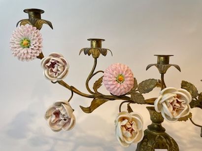 null Five-light candelabra, circa 1900, gilt metal and enameled porcelain flowers,...