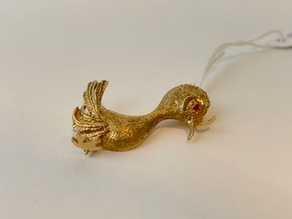null Brooch representing a duck in yellow gold (18 carats), hallmarks, h. 3,5 cm,...