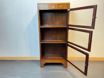 Minty - Oxford Small Art Deco modular bookcase opening with three glass doors, 20th...