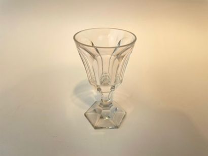 VAL-SAINT-LAMBERT et divers Parts of service, XIX-XXth, crystal and glass, marks,...