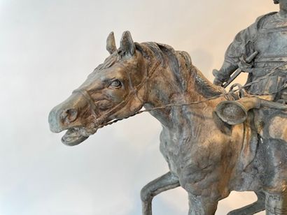 null "Cavalier", late 20th century, large group in patinated metal, h. 69 cm.