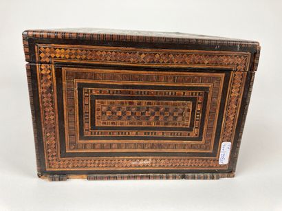PROCHE-ORIENT Cross and box, 19th century, wood with rich burgundy marquetry decorations,...