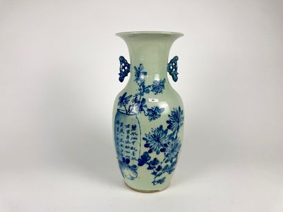 CHINE Annealed vase with floral decoration in blue monochrome on celadon glaze, Republic...
