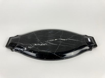 null Art Deco period oblong tray, circa 1925, molded antique black marble, l. 49.5...