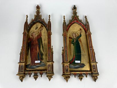 Ecole Florentine "Anges musiciens", fin XIXe-début XXe, paire d'huiles sur panneau...