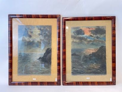 ECOLE ANGLAISE "Effets de ciel", début XXe, deux pastels sur papier coloré, signature...