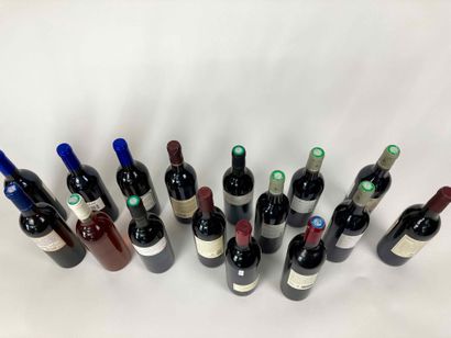France Lot of sixteen bottles:

- PROVENCE (CÔTES-DE-), Domaine de La Clapière 1990...