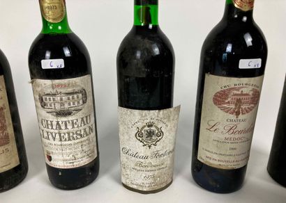 BORDEAUX Lot de six bouteilles (rouge) :

- (HAUT-MÉDOC), Château Liversan, cru bourgeois...