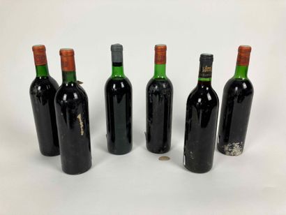 BORDEAUX Lot de six bouteilles (rouge) :

- (CÔTES-CANON-FRONSAC), Château Junayme...