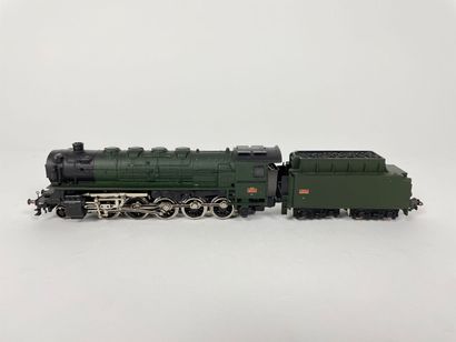 MÄRKLIN (H0) 3947, locomotive 150 X SNCF en livrée verte et noire, avec emballage...