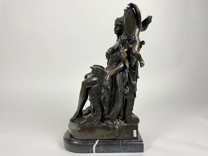 GOSSIN Louis (1846-1928) "Vénus au miroir", circa 1900, important groupe en bronze...