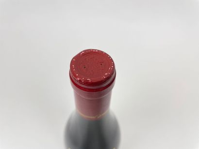 BOURGOGNE (VOSNE-ROMANÉE) Domaine Thomas-Moillard, 1er cru 1996 (rouge), une bouteille...