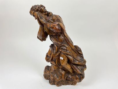 null "Ange adorant", XVIIIe-XIXe, figure en bois sculpté et patiné, h. 44,5 cm [altérations,...