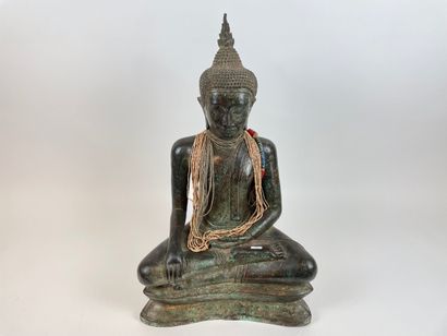 ASIE DU SUD-EST "Seated Buddha Taking the Earth as Witness (Bhûmisparsha-mudrā),"...