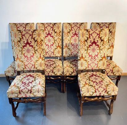 Suite de six chaises de style Louis XIV à...