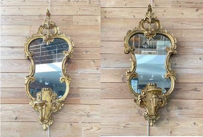 null Belle paire de miroirs chantournés italiens à bras de lumière, XVIIIe-XIXe,...