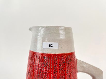 ITALY Vase-pichet, circa 1960, céramique émaillée, marque, signature [Baldelli] et...