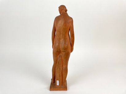 VERHASSELT Charles (1902-1993) "Baigneuse debout", circa 1930, statuette en terre...