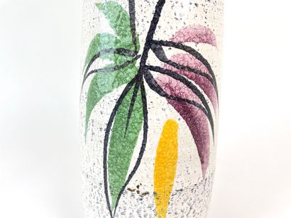 null Vase oblong à décor polychrome stylisé, circa 1960, céramique, références [203...