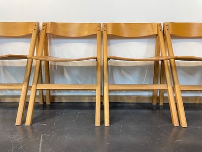 HYLLINGE MØBLER - DANEMARK Suite of ten folding chairs, circa 1980, thermoformed...