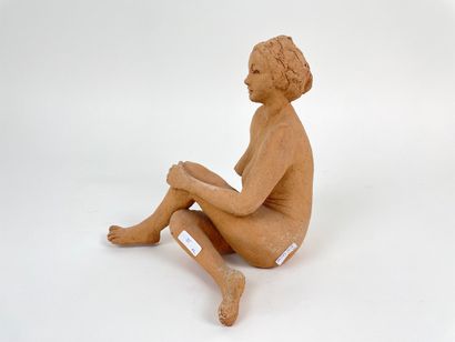 ANONYME "Baigneuse étendue au sol" et "Baigneuse assise au sol", XXe-XXIe, deux sculptures...