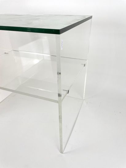 null Table d'appoint en plexiglas et plateau de verre, 53,5x55x42 cm [usures].