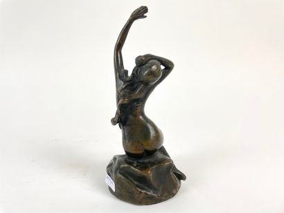 ANONYME "Bather", XXth, proof in patinated bronze, h. 20 cm.
