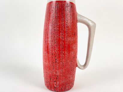ITALY Vase-pichet, circa 1960, céramique émaillée, marque, signature [Baldelli] et...