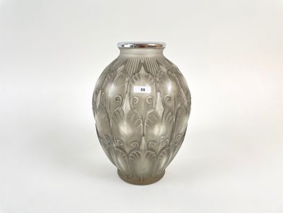 DELVENNE René / LUXVAL (VAL-SAINT-LAMBERT) Art Deco period Girofla vase, circa 1930,...