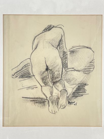 VRIENS Antoine (1902-1987) "Nude from behind," [19]65, charcoal on paper, signed...