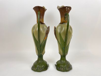 DRESSLER Julius (1882-1945) Pair of Art Nouveau ewers, circa 1900, natural lacquered...