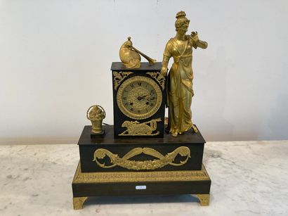 Restoration-period horn clock with allegorical...