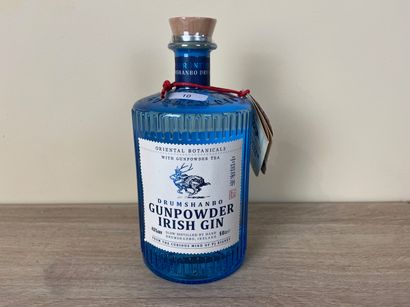 null Gunpowder irish gin, une bouteille (50 cl).