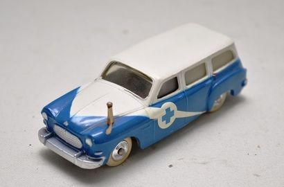 null CIJ, 3-53-A Renault Frégate, ambulance privée, 1957, bleu et blanche, très rare,...