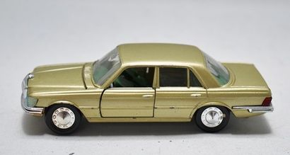 null GAMA 9680, Mercedes Benz 350 se Berlina, 1965, vert d'eau métallisé, intérieur...