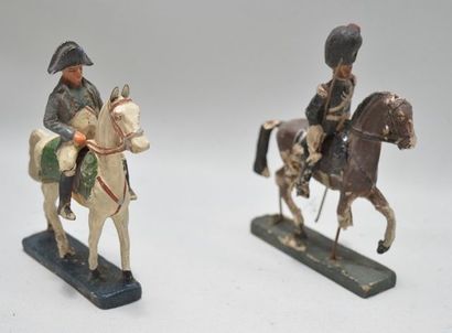 null DURSO (2) : Napoléon à cheval - un off. de la garde royale à cheval (trace d'usage,...